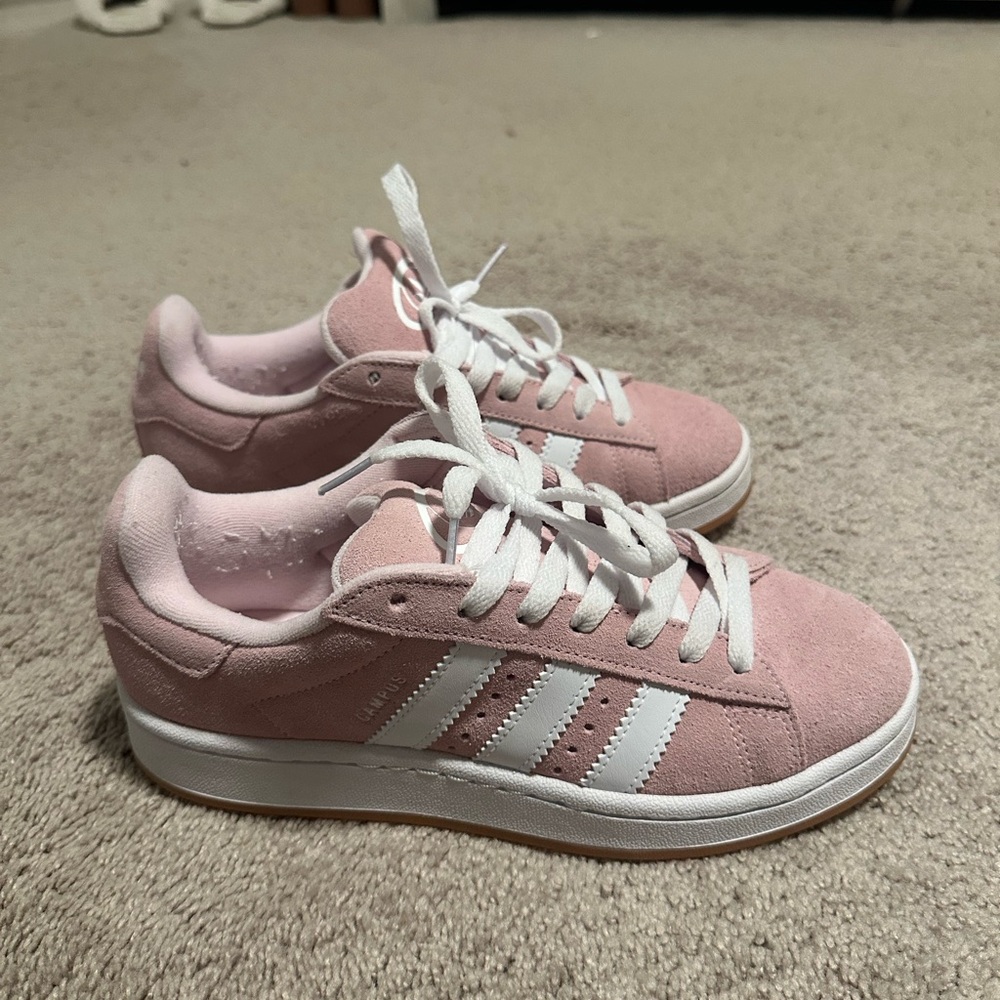 Adidas Women's Pink Campus 00’s Size 8